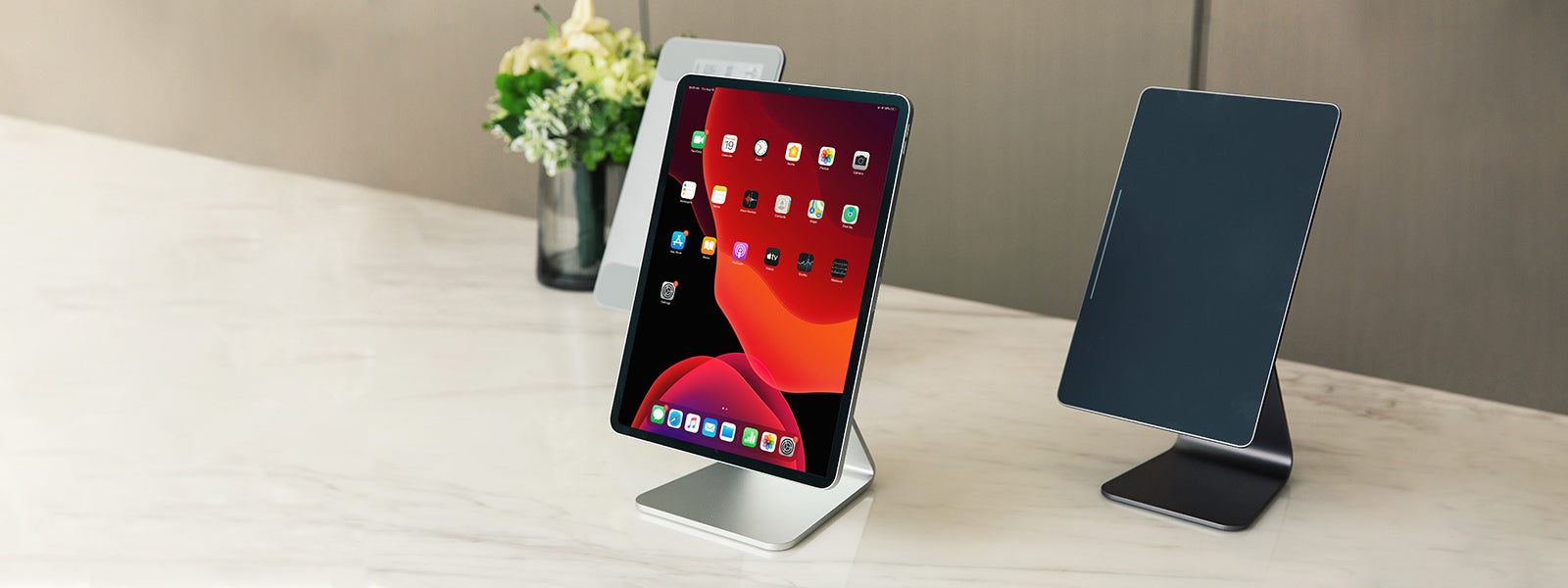 Magnetic Stands for iPad and Samsung