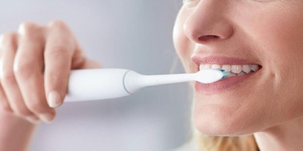Best Electric Toothbrushes for Whitening Your Teeth